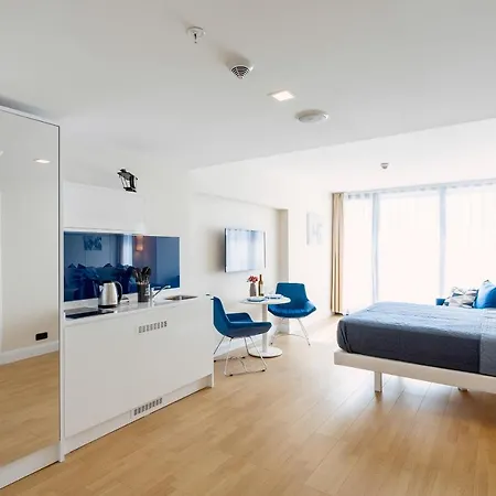 Gc Apartments Batoumi Extérieur photo